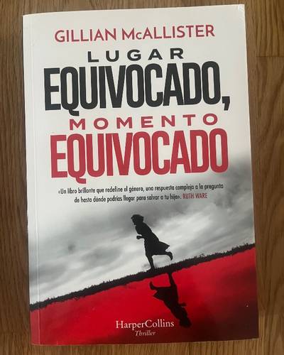 Lugar equivocado, momento equivocado - Gillan McAllister