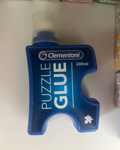 Pegamento puzzles