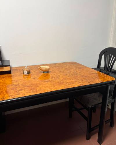 Mesa comedor madera buen estado