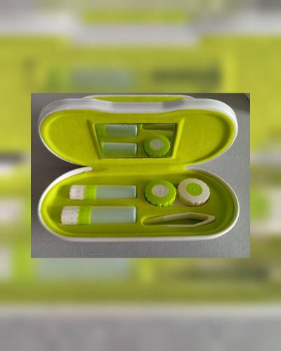 Estuche de contactos y accesorios